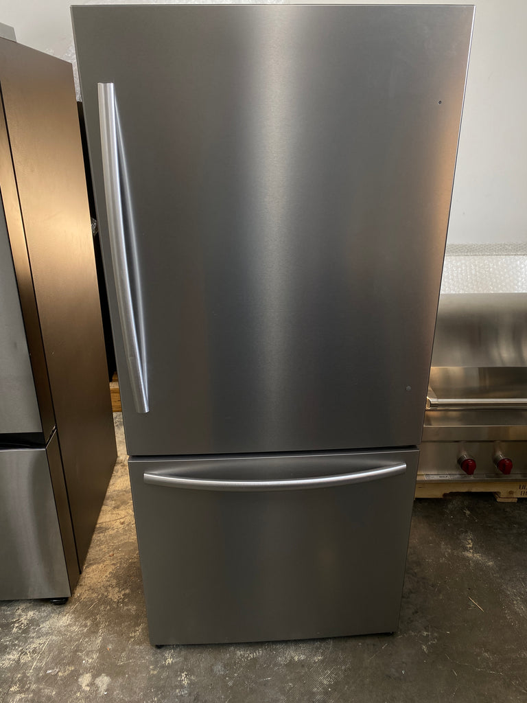 Mora MRB172N6ASE 17.2 cu. ft. Counter Depth Bottom Freezer Refrigerator with LED Interior Lighting
