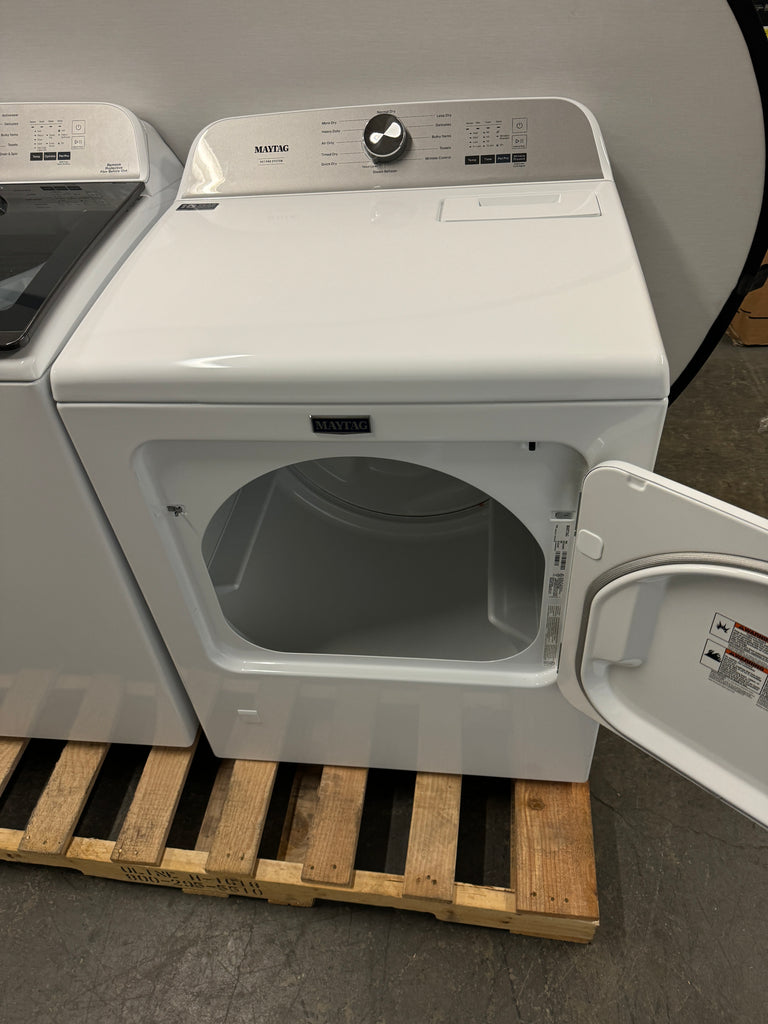 Maytag MGD6500MW 29 Inch Gas Dryer with 7.0 Cu. Ft. Capacity: White + Maytag MVW6500MW 28 Inch Pet Pro Top Load Washer with 4.7 Cu. Ft. Capacity: White