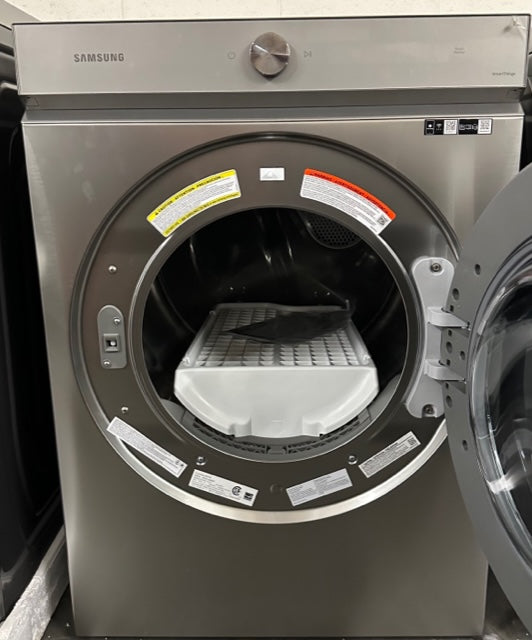 Samsung BESPOKE WF53BB8900AT 27 Inch Front Load Smart Washer with 5.3 cu. ft. Capacity + Samsung BESPOKE DVG53BB8900T 27 Inch Gas Smart Dryer with 7.6 Cu. Ft. Capacity