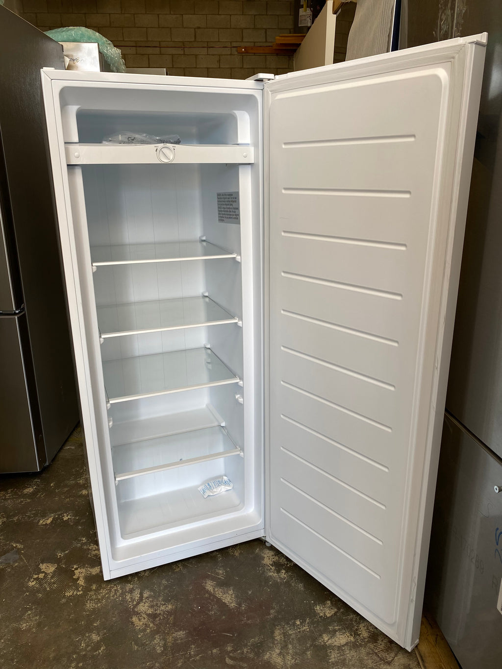 New Insignia 7 Cu. Ft. Garage Ready Upright Freezer White - appliances - by  owner - sale - craigslist